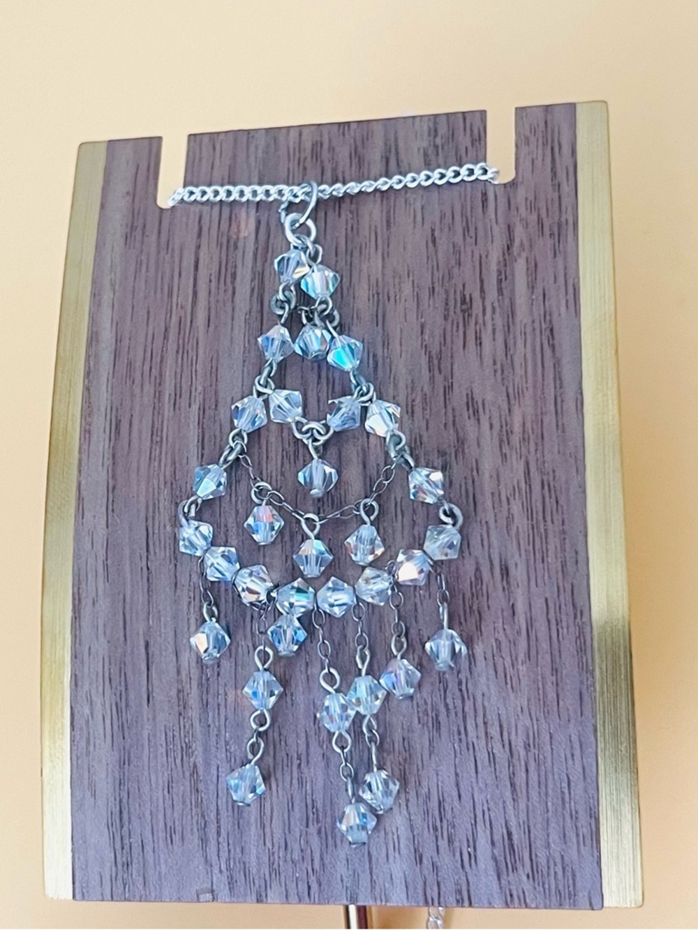 Elegant Silver Chandelier crystal pendant necklace